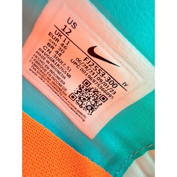 Nike Phantom GX 2 Academy LV8 MG Vortex Mens Size 12 FJ2553-300 Soccer Cleats - Picture 7 of 9